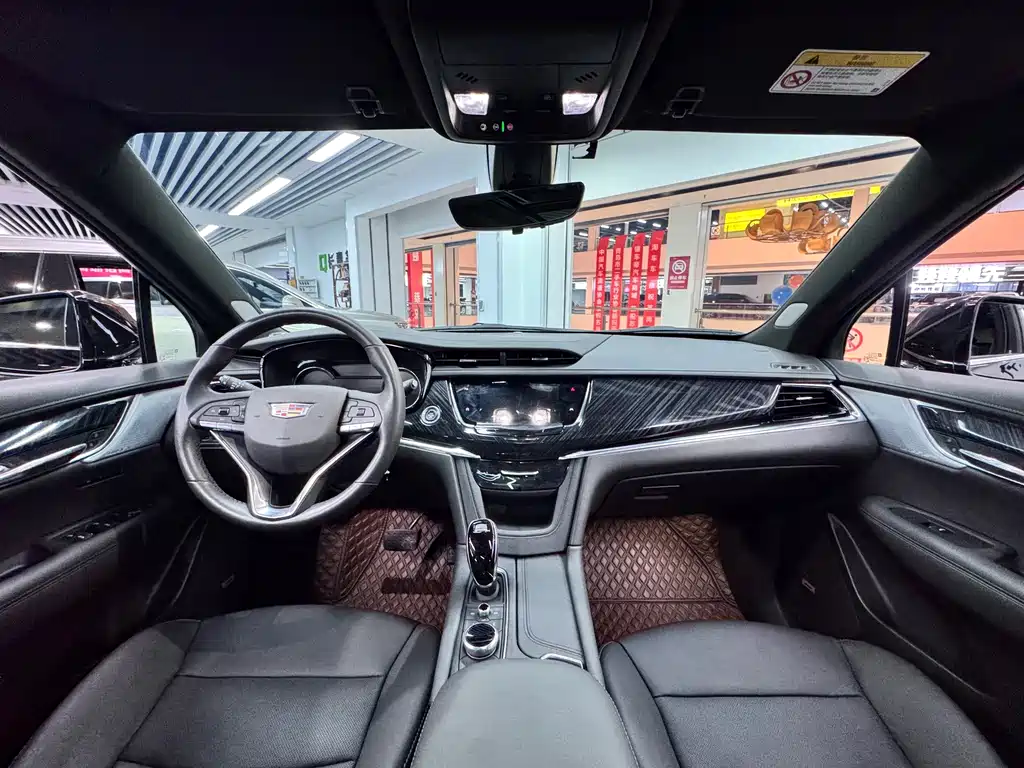 Cadillac XT6 — миниатюра 8