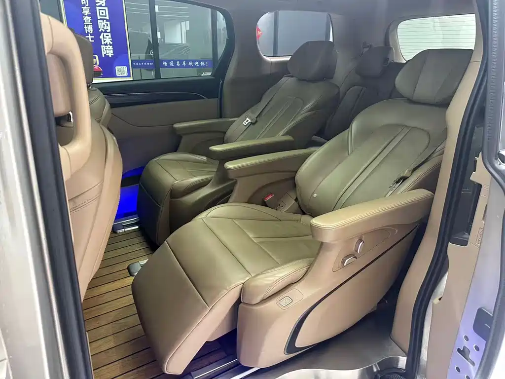 Buick GL8 2020 ES 653T Luxury