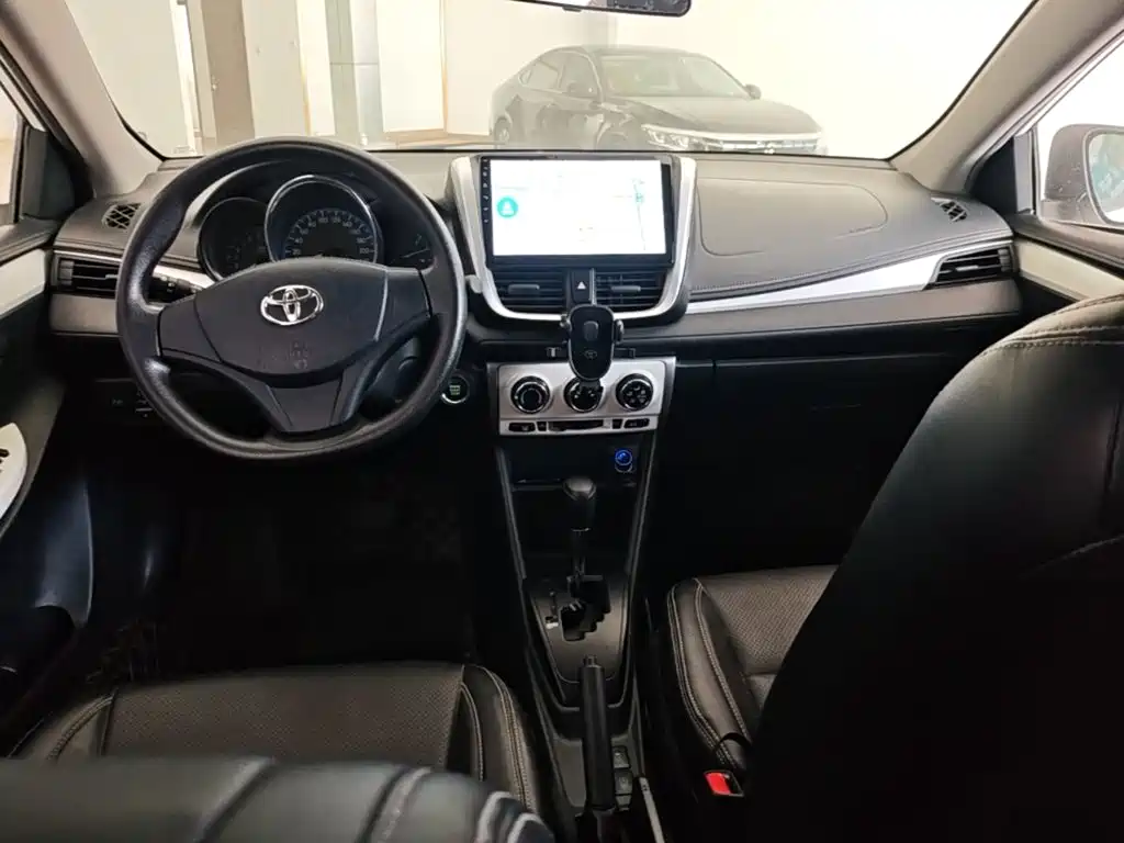 Toyota Vios — миниатюра 10