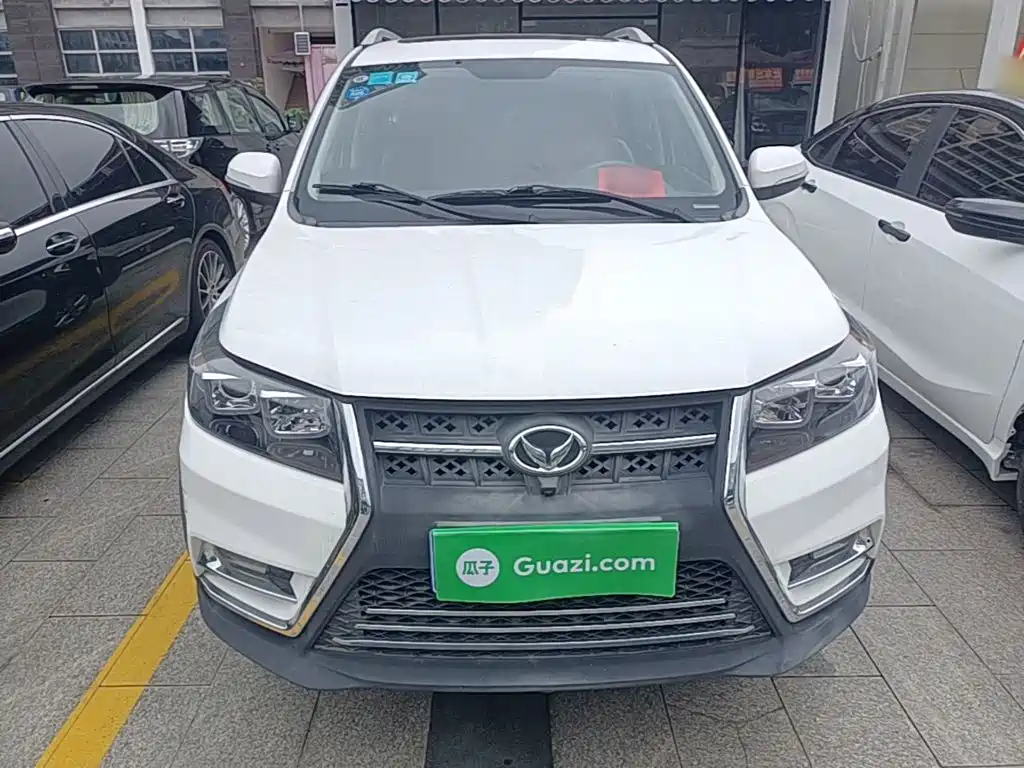 BAIC S3 2016 S3L 1.5L MT Luxury