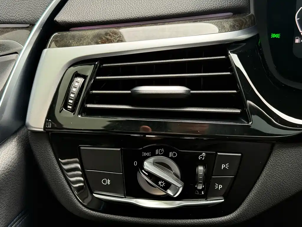 BMW 6 Series GT — миниатюра 22
