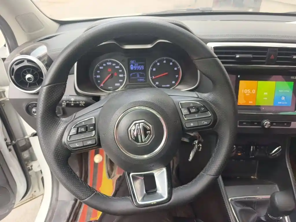 MG ZS — миниатюра 11
