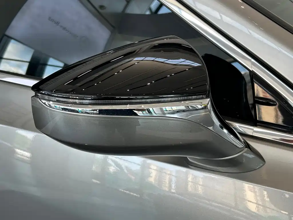 Lexus ES — миниатюра 22