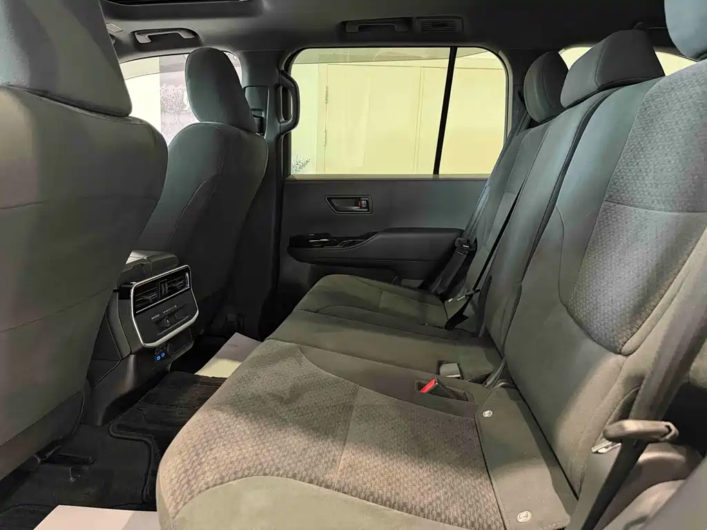 Toyota Land Cruiser — миниатюра 15