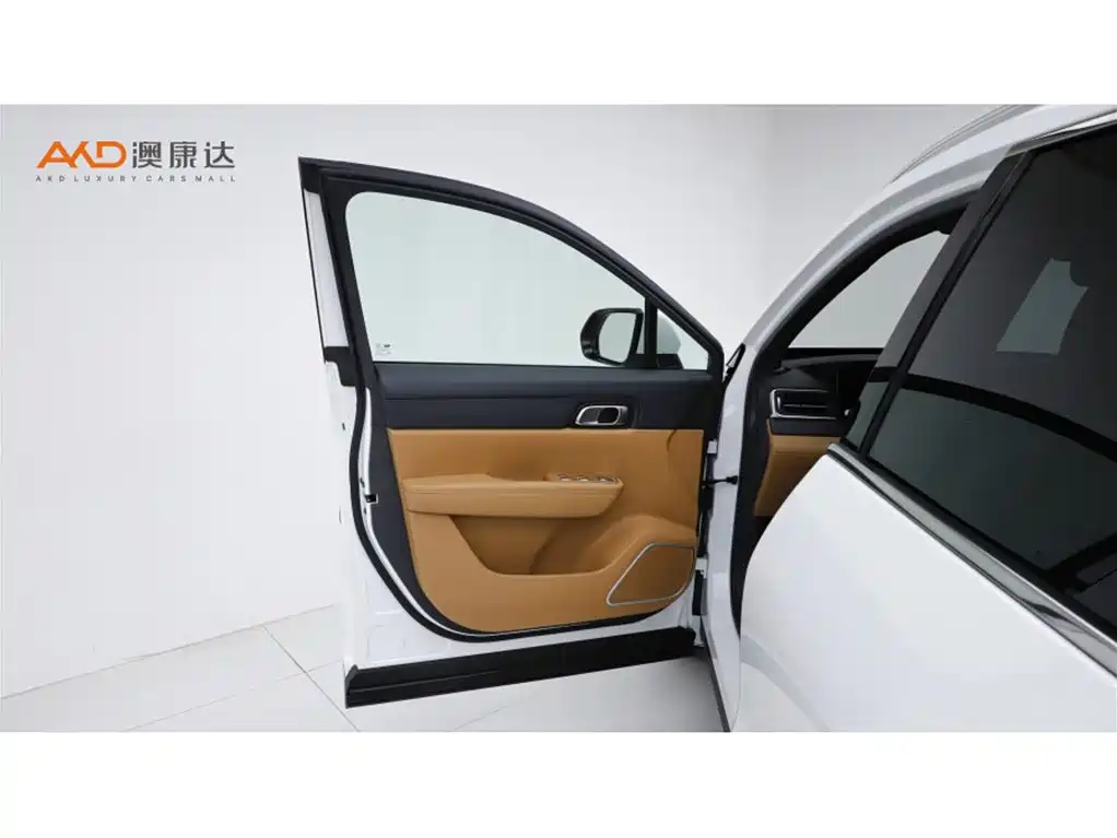 Li Auto Li ONE — миниатюра 11