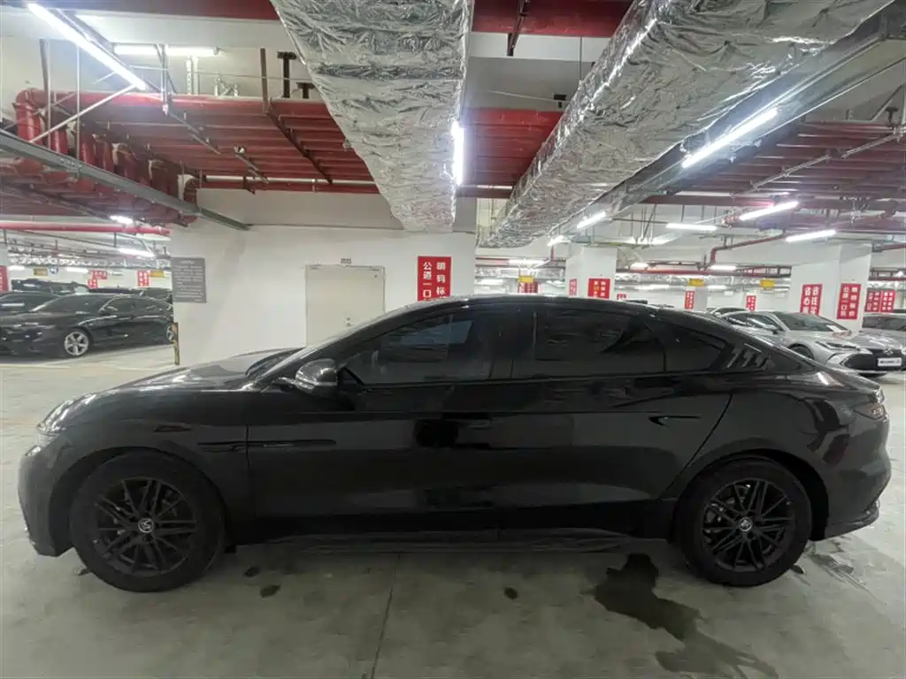 BYD Han — миниатюра 3