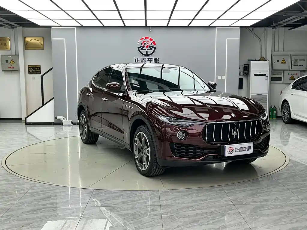 Maserati Levante — миниатюра 3