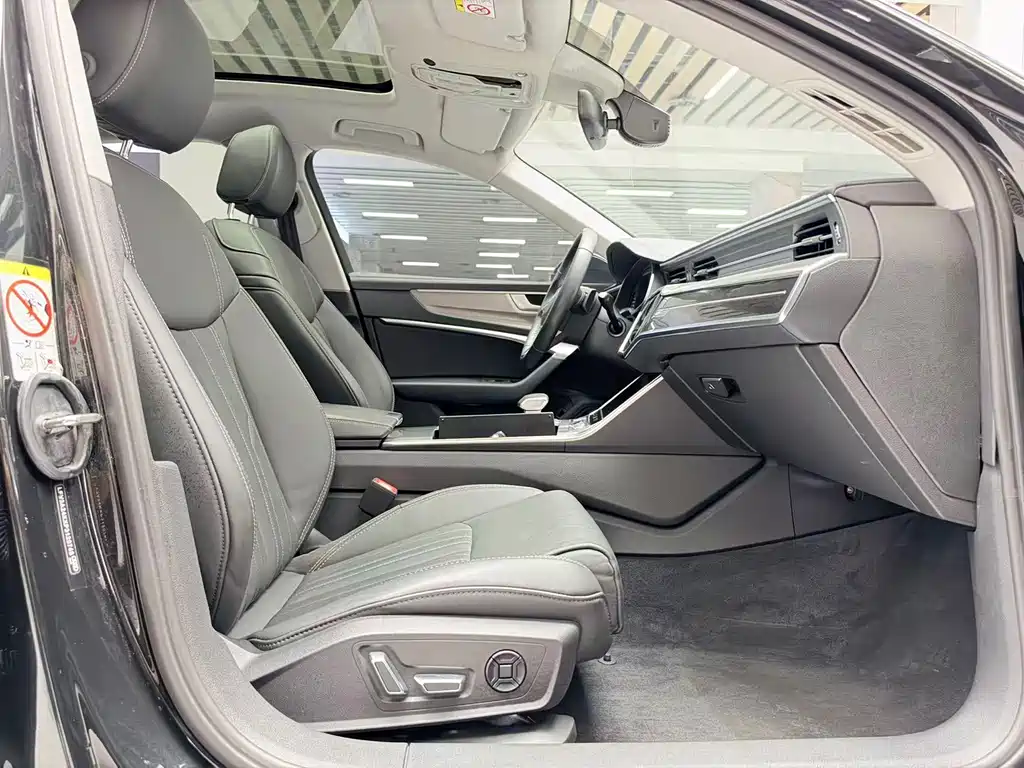 Audi A6L — миниатюра 22
