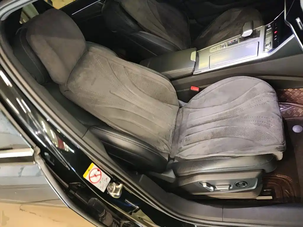 Audi A6L — миниатюра 25
