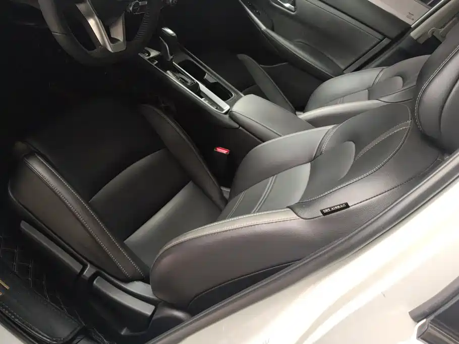 Nissan Sylphy — миниатюра 9