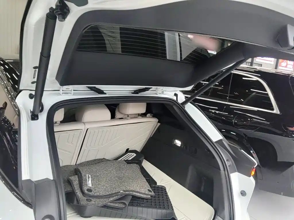 Li Auto Li i6 — миниатюра 19