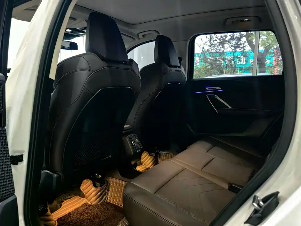 BMW X1 — миниатюра 12