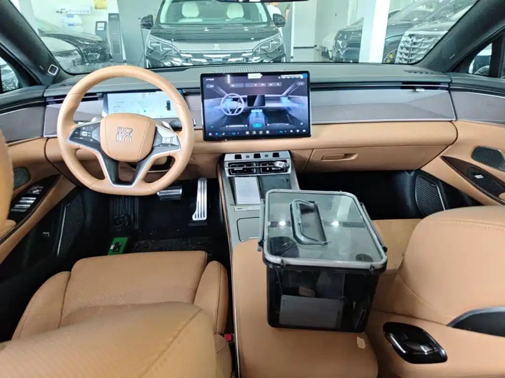 BYD Han L — миниатюра 10