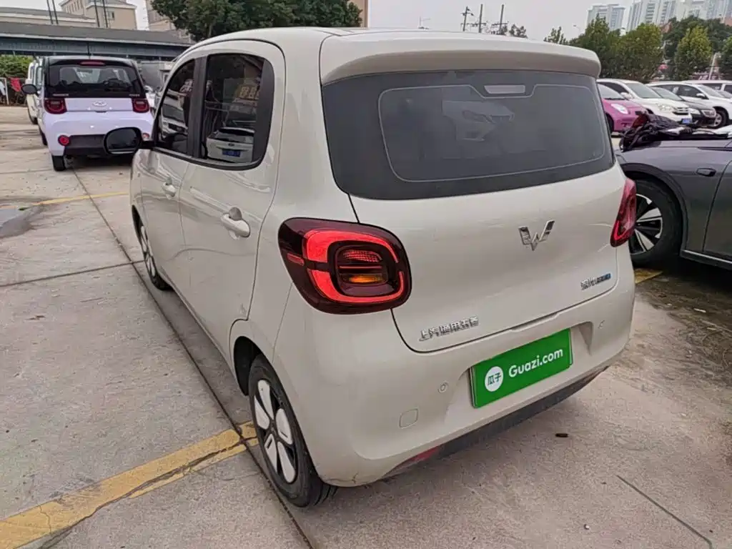 Wuling MINIEV — миниатюра 5