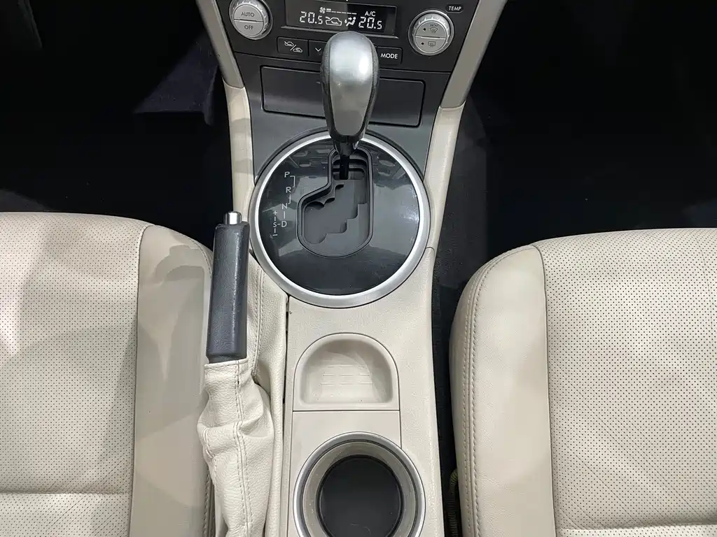 Subaru Legacy — миниатюра 17