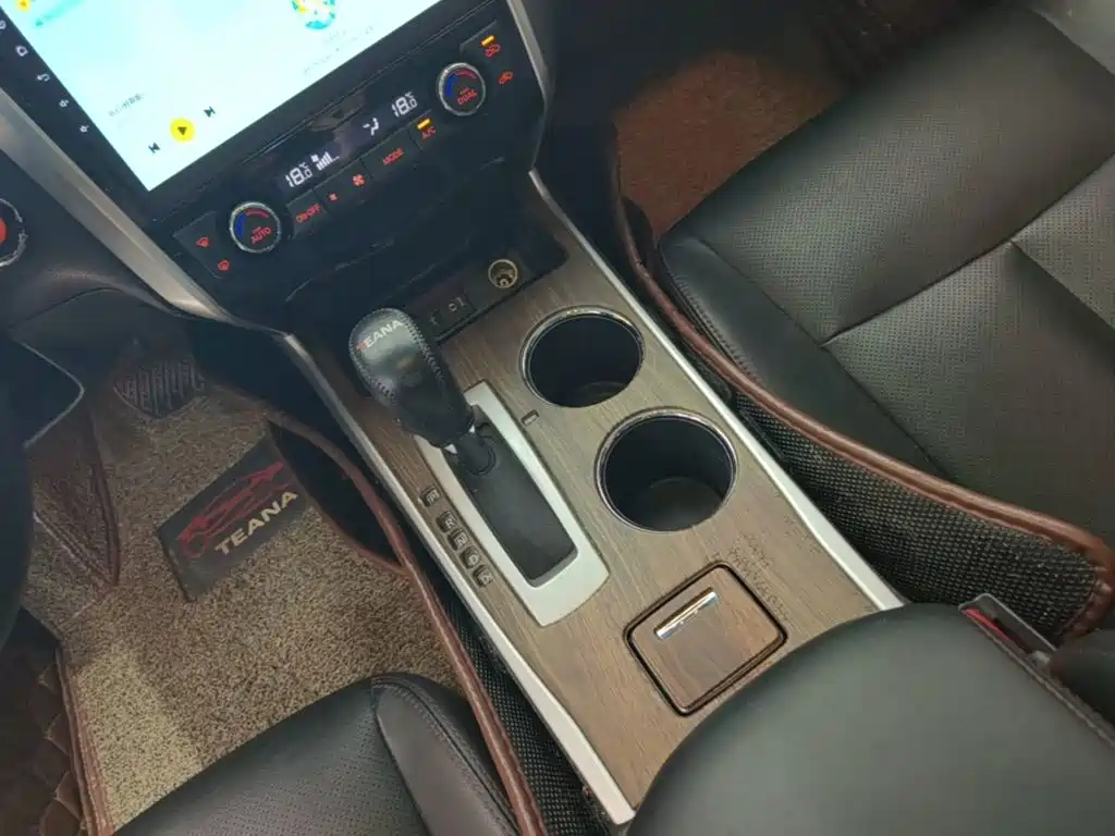 Nissan Teana — миниатюра 14