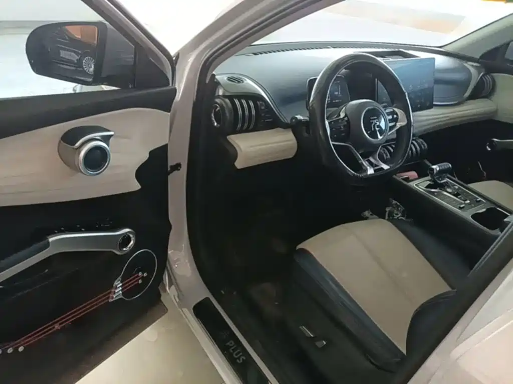 BYD Yuan Plus — миниатюра 16