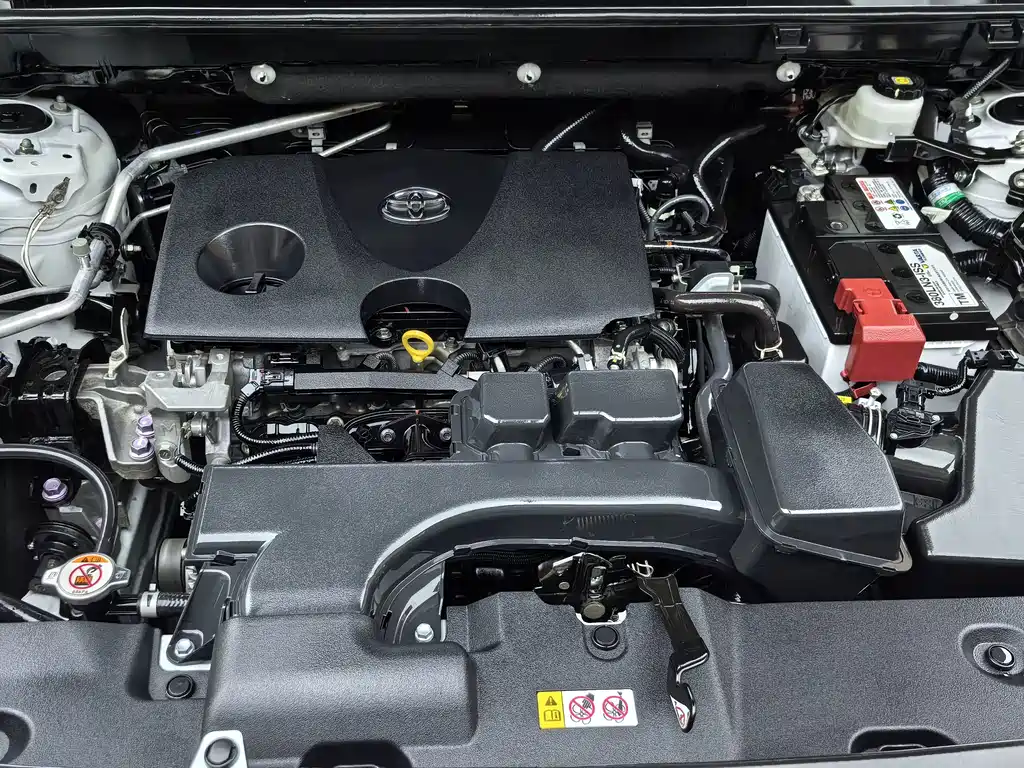 Toyota RAV4 — миниатюра 24