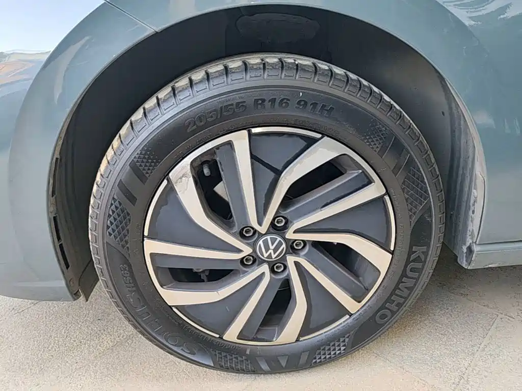 Volkswagen Lavida — миниатюра 23