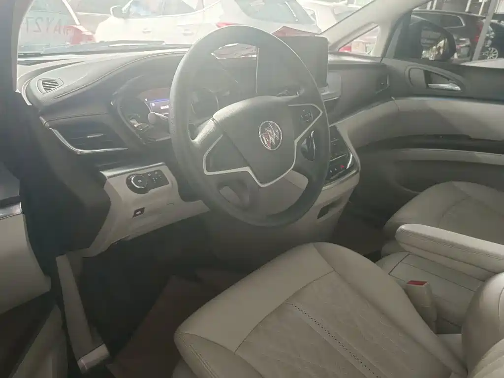 Buick GL8 — миниатюра 4