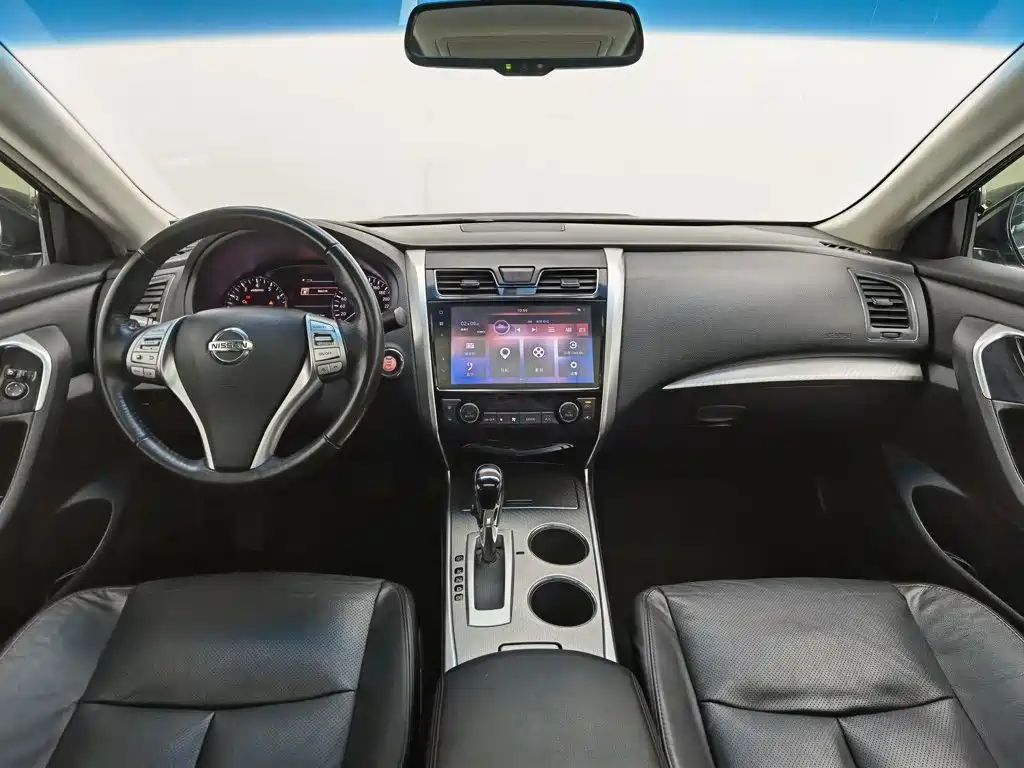 Nissan Teana — миниатюра 5