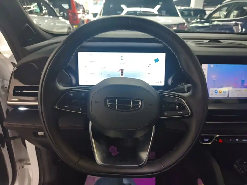 Geely Xingyue L — миниатюра 11