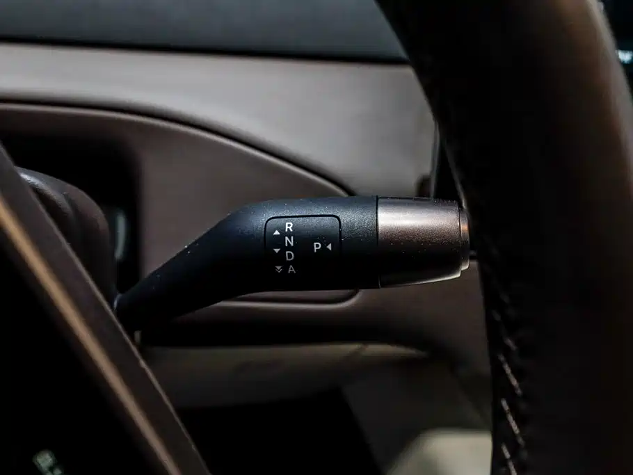 Li Auto Li MEGA — миниатюра 28