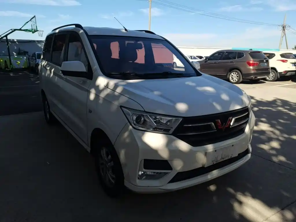 Wuling Hongguang — миниатюра 22