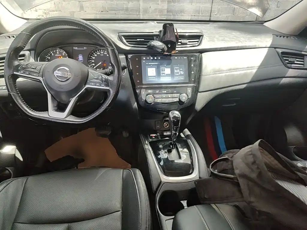 Nissan X-Trail — миниатюра 10