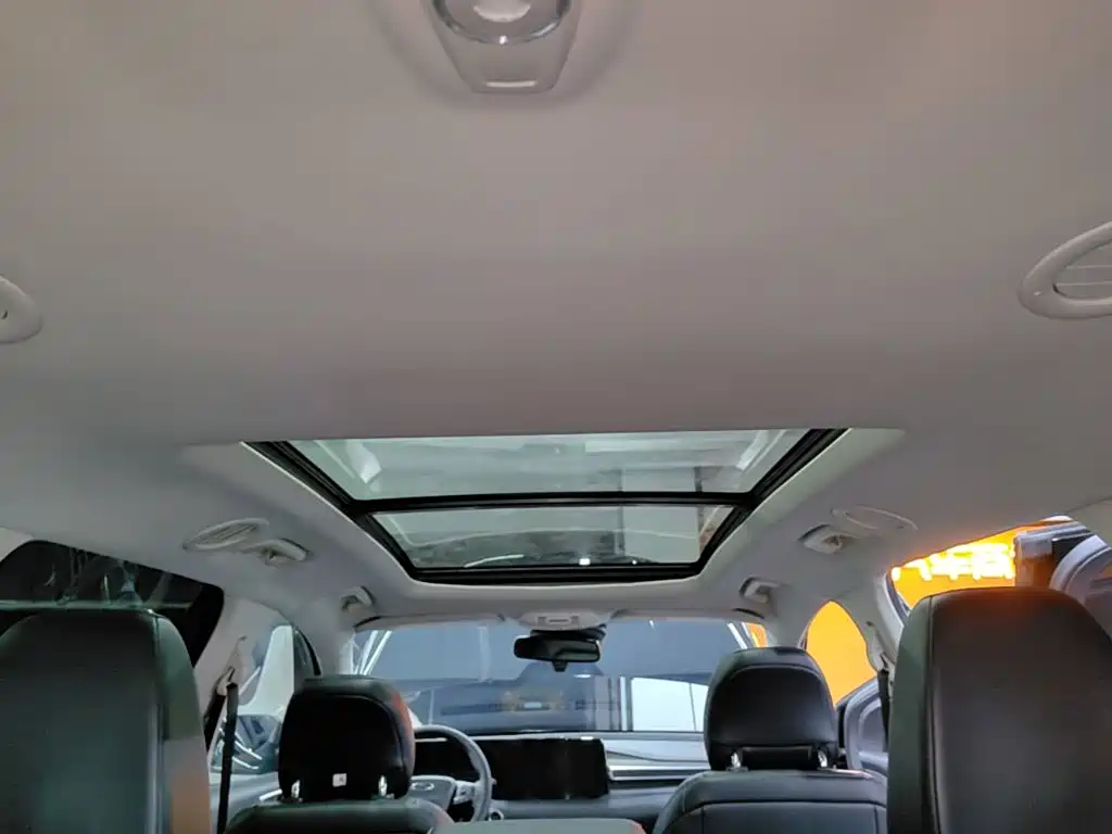 Ford Edge — миниатюра 18