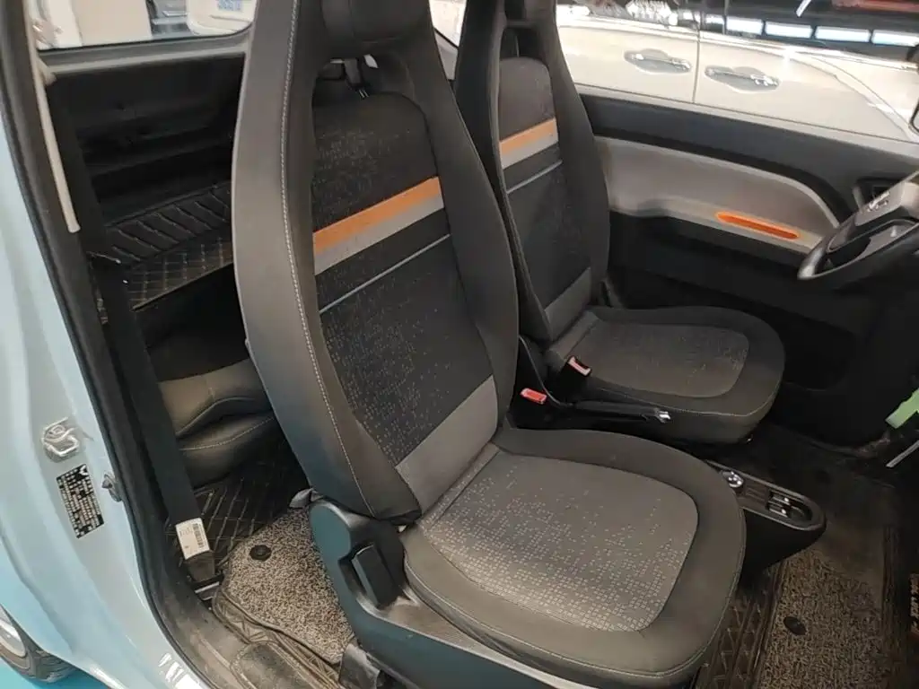 Wuling MINIEV — миниатюра 25