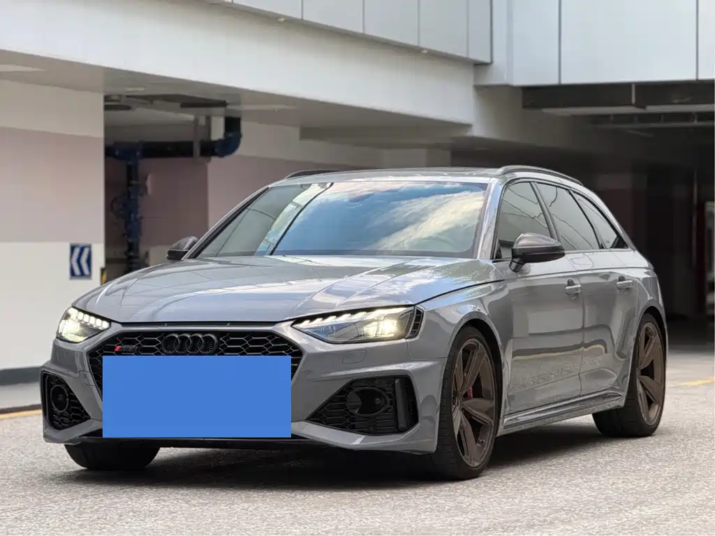 Audi RS 4