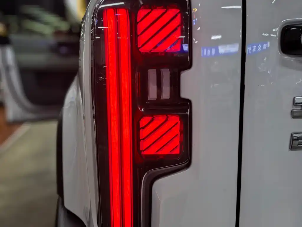 Beijing Off-Road BJ40 EREV — миниатюра 12