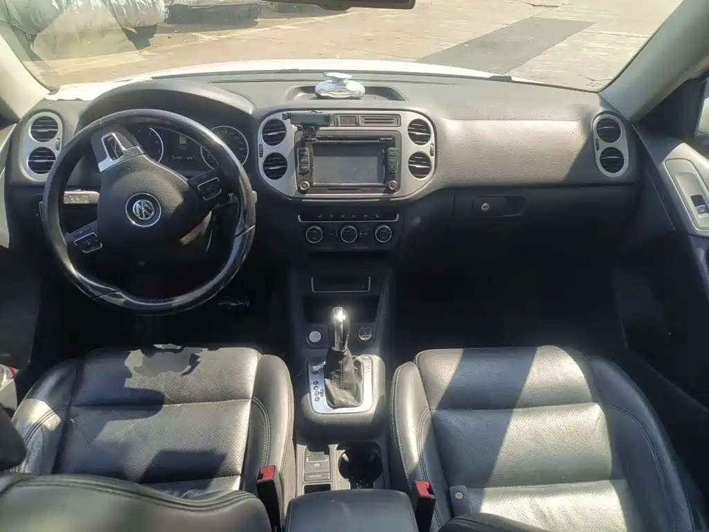 Volkswagen Tiguan — миниатюра 13
