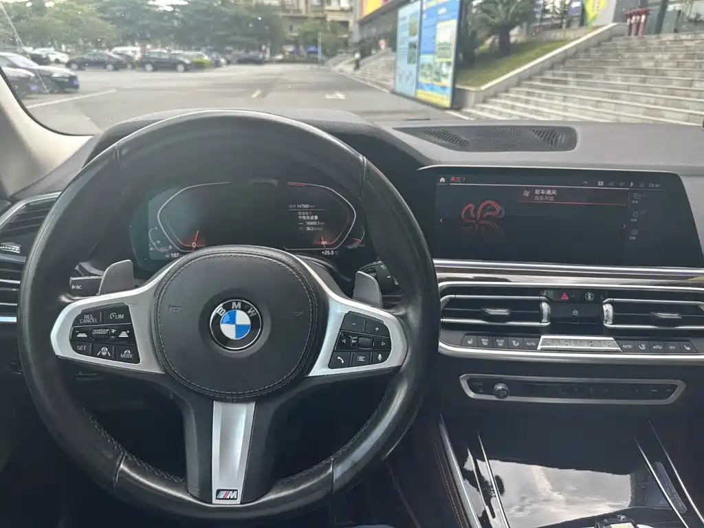 BMW X5 (Import) — миниатюра 9