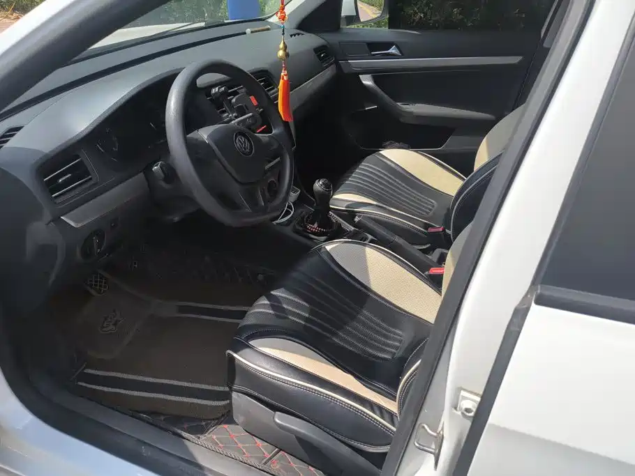 Volkswagen Lavida — миниатюра 9