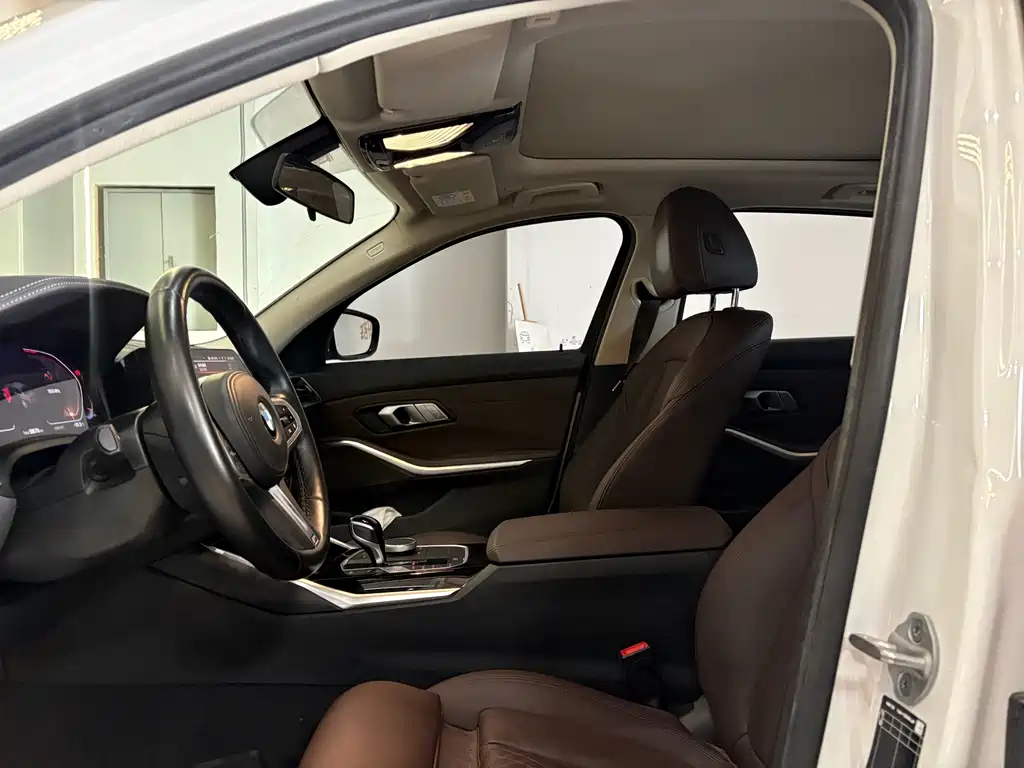 BMW 3 Series — миниатюра 8