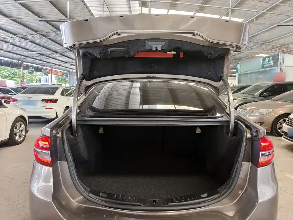 Ford Mondeo — миниатюра 19