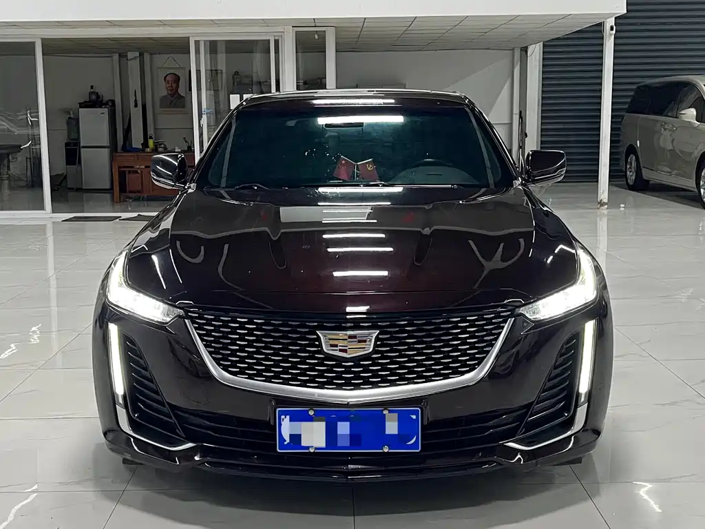 Cadillac CT5 — миниатюра 2