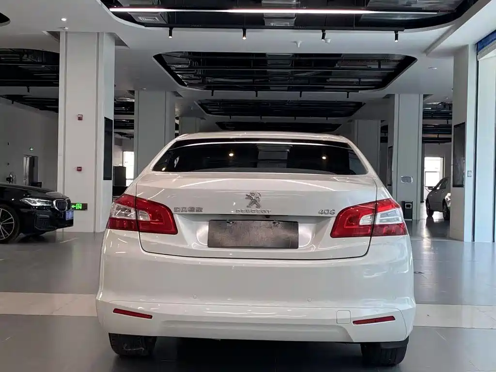 Peugeot 408 — миниатюра 7
