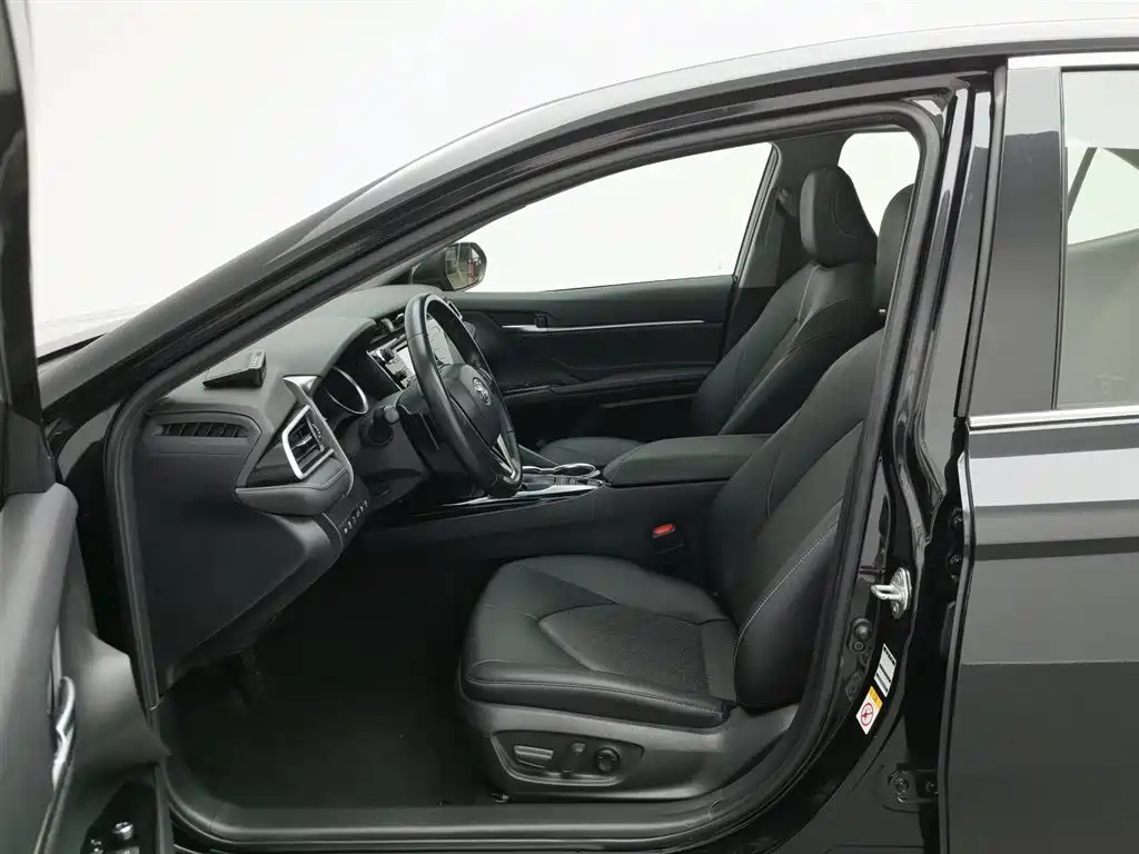 Toyota Camry 2018 2.5S