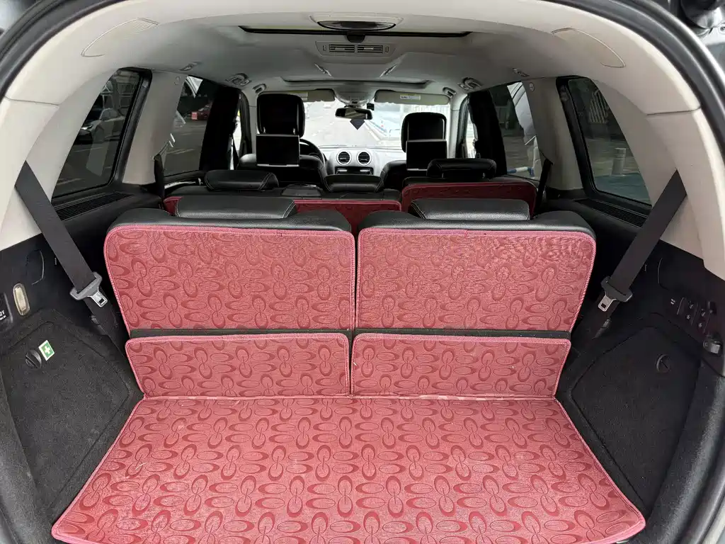 Mercedes-Benz GL-Class — миниатюра 12