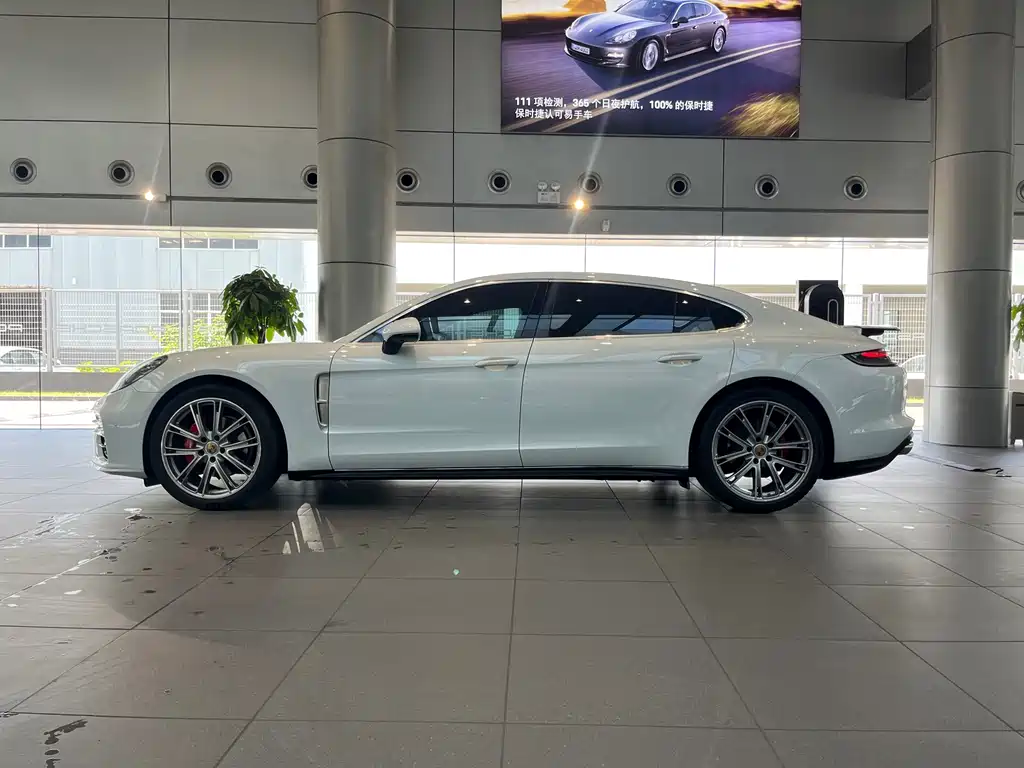 Porsche Panamera — миниатюра 3