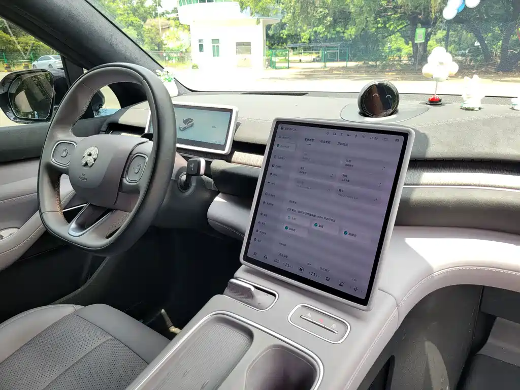 NIO EC6 — миниатюра 9