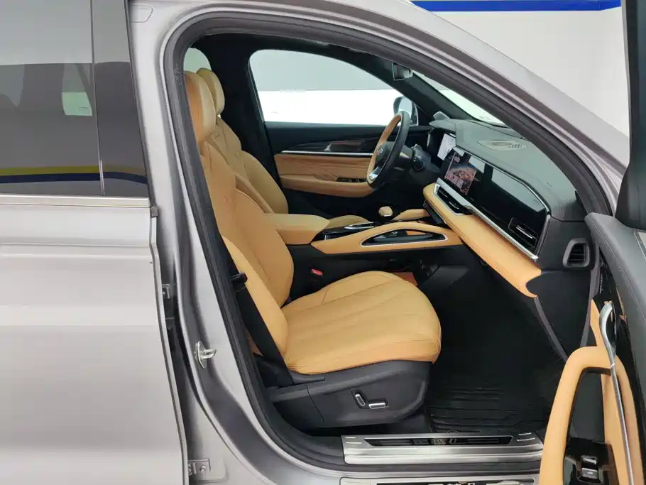 Geely Xingyue L — миниатюра 8