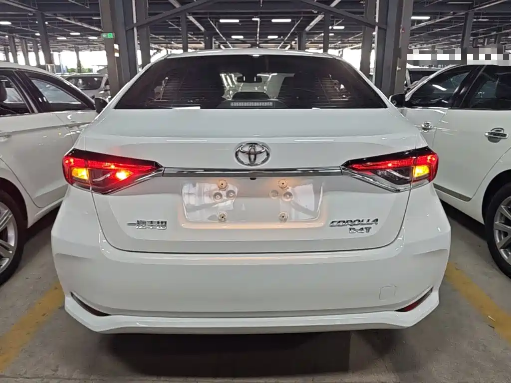 Toyota Corolla — миниатюра 6