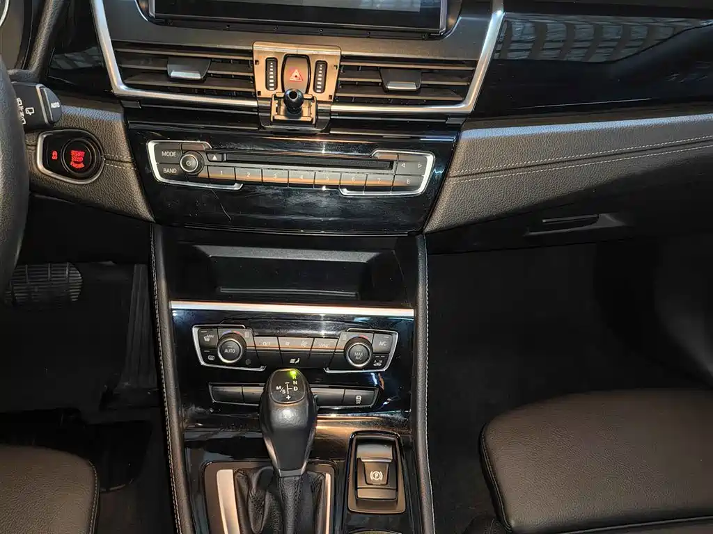 BMW 2 SERIES STATION WAGON