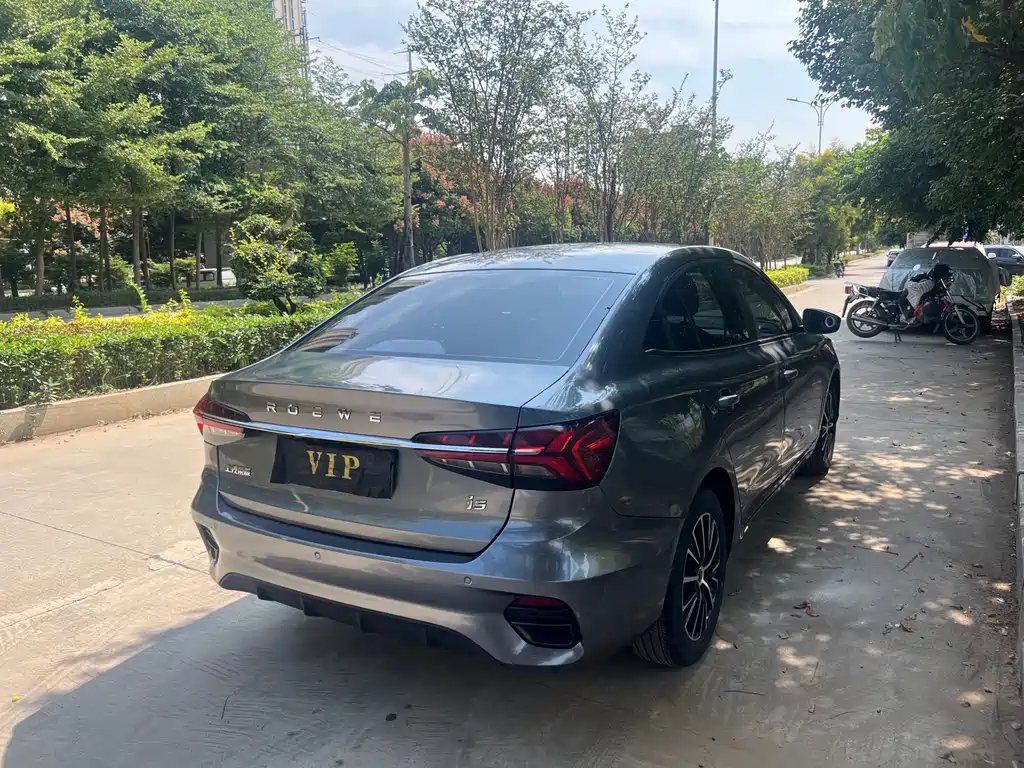 Roewe i5 — миниатюра 9