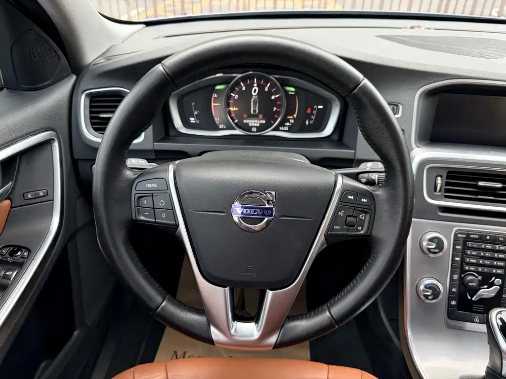 Volvo S60 2017 S60L T5