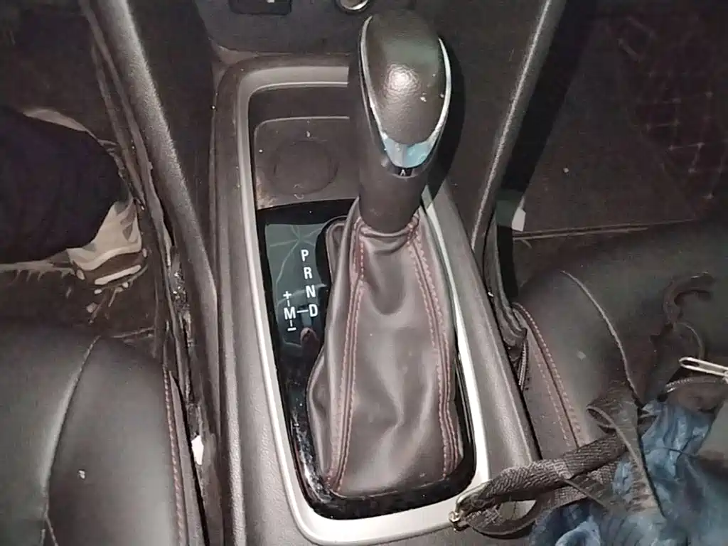 Chevrolet Monza — миниатюра 14